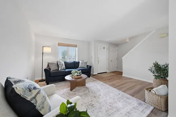 55 Littleton Rd #17B, Ayer, MA 01432