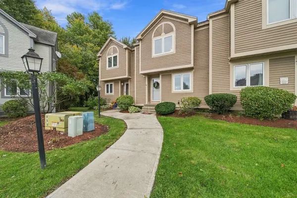 55 Littleton Rd #17B, Ayer, MA 01432