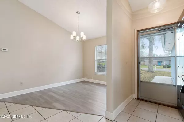 8471 THREE CREEKS BLVD, Jacksonville, FL 32220