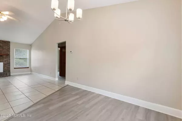 8471 THREE CREEKS BLVD, Jacksonville, FL 32220