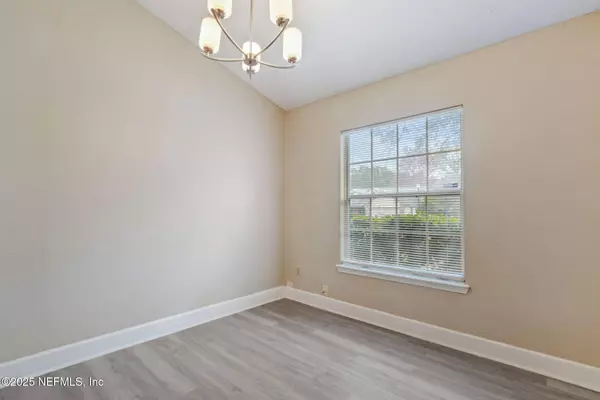 8471 THREE CREEKS BLVD, Jacksonville, FL 32220