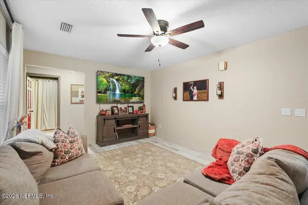 35686 QUAIL RD, Callahan, FL 32011