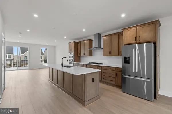 44486 LOWESTOFT SQ, Ashburn, VA 20147