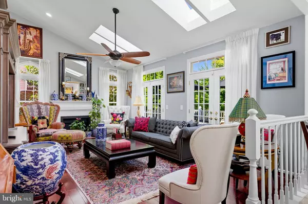 13104 MEADOW HALL CT, Herndon, VA 20171