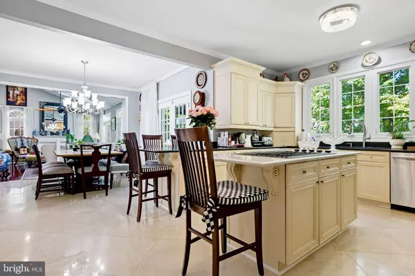 13104 MEADOW HALL CT, Herndon, VA 20171