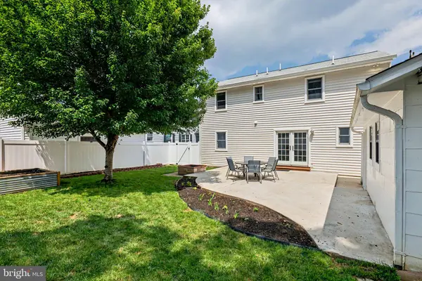 3128 WAYNE RD, Falls Church, VA 22042