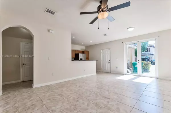 17062 SW 95th Ter, Miami, FL 33196