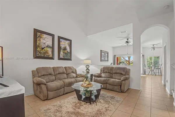 2020 SE 23rd Ave, Homestead, FL 33035