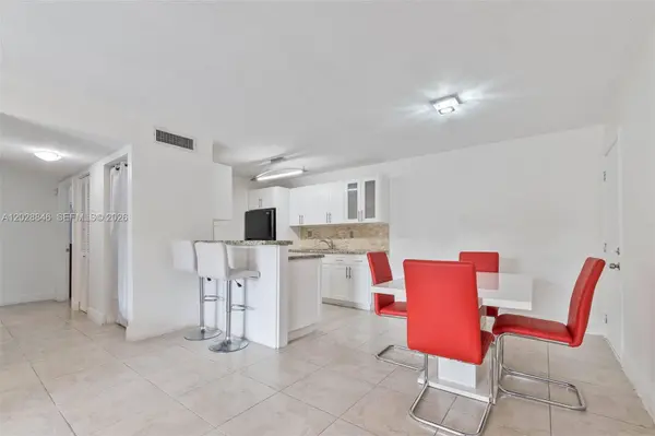 10748 N Kendall Dr #N22, Miami, FL 33176