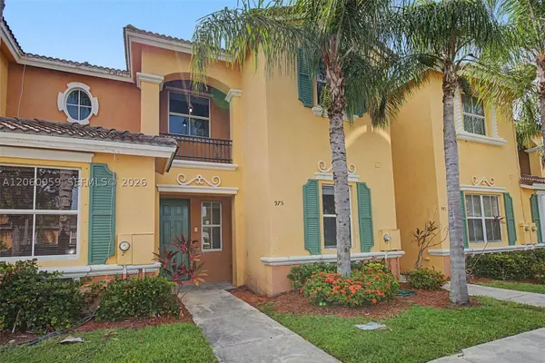 975 NE 42nd Ter #975, Homestead, FL 33033