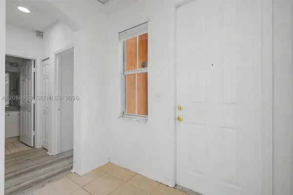 975 NE 42nd Ter #975, Homestead, FL 33033
