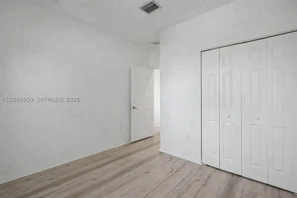 975 NE 42nd Ter #975, Homestead, FL 33033