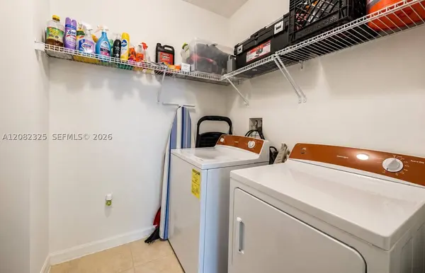 3530 SW 22nd St #714, Miami, FL 33145