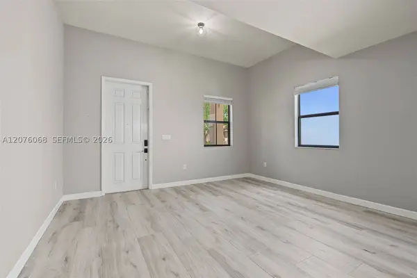 633 SE 35th Ter, Homestead, FL 33033