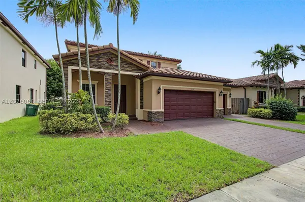 633 SE 35th Ter, Homestead, FL 33033