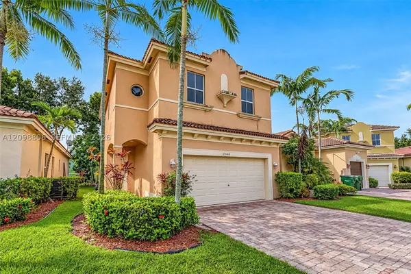 3940 NE 10th Dr, Homestead, FL 33033