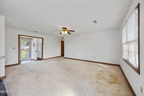 138 Sunny Acres DR, Elizabeth City, NC 27909