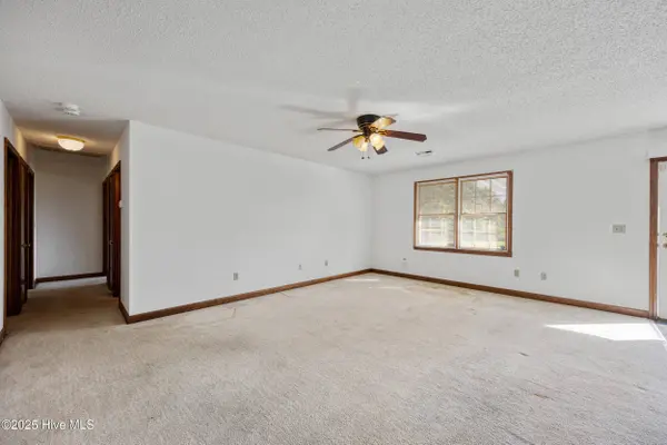 138 Sunny Acres DR, Elizabeth City, NC 27909