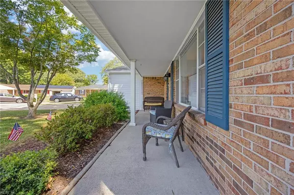 1084 Willowbrooke Court CT, Virginia Beach, VA 23464