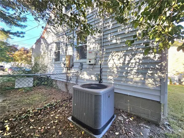 1119 Winston ST, Norfolk, VA 23518