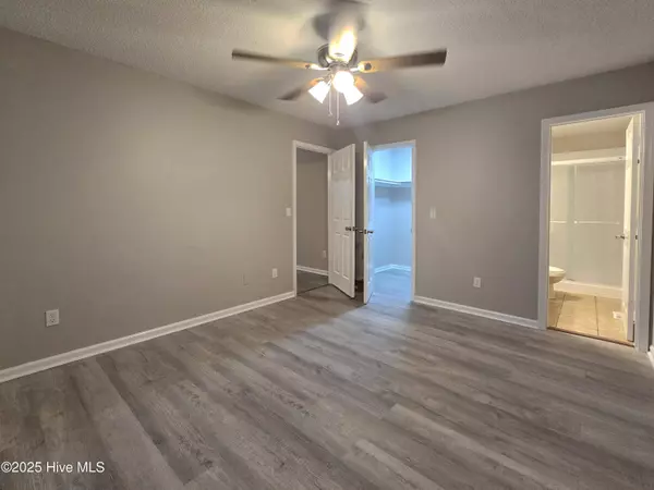 1304 Stacie DR, Elizabeth City, NC 27909