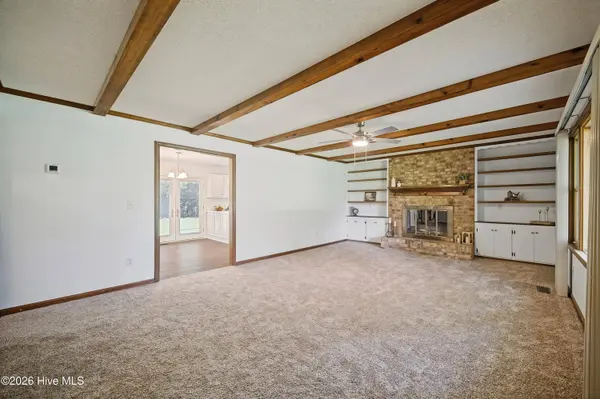 413 Hickory DR, Elizabeth City, NC 27909