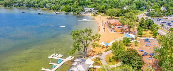 Why we love Crystal Lake, IL — The Good Life Just Northwest of Chicago,The Jones Team
