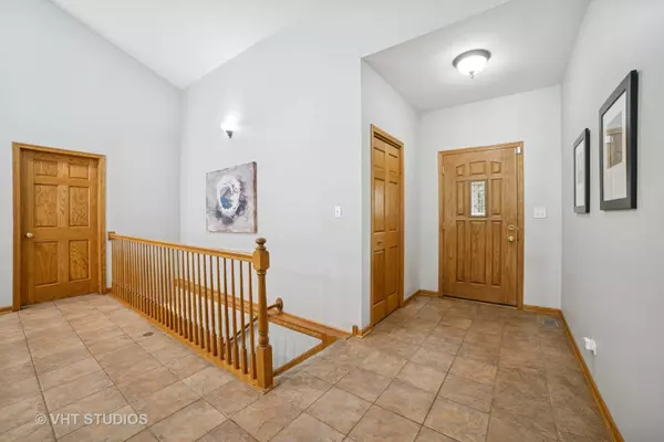 313 S Commonwealth AVE, Elgin, IL 60123