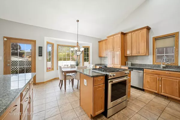 313 S Commonwealth AVE, Elgin, IL 60123