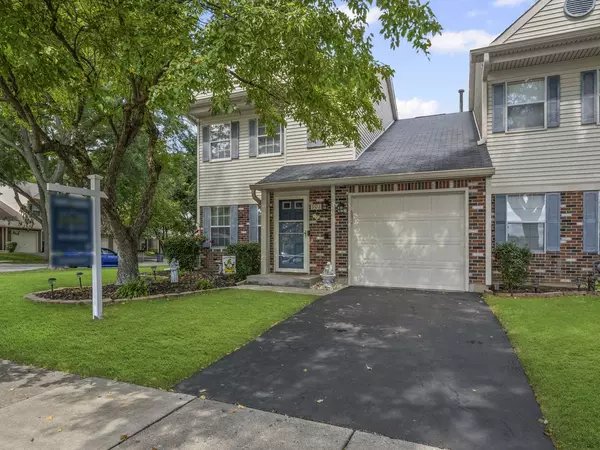 901 Wesley Lane, Algonquin, IL 60102