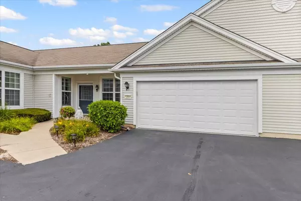 13544 Delaney RD, Huntley, IL 60142