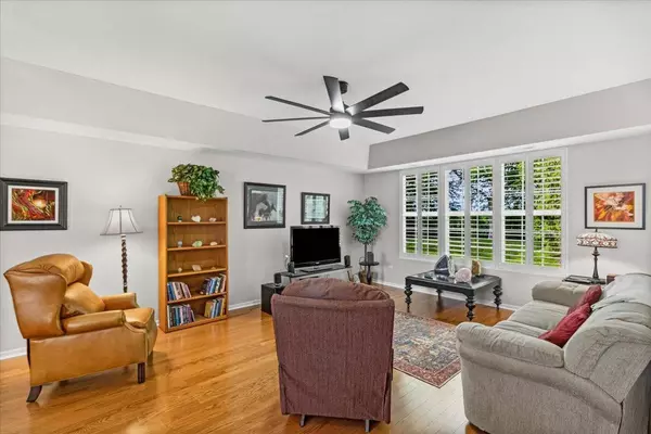 13544 Delaney RD, Huntley, IL 60142