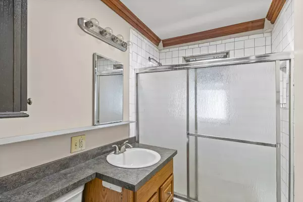 7506 Salem Road, Wonder Lake, IL 60097