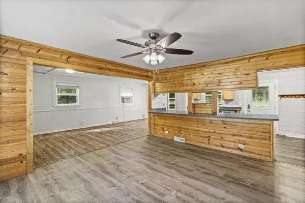 7506 Salem RD, Wonder Lake, IL 60097