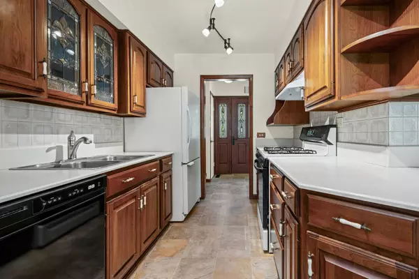 533 Wendt Avenue, East Dundee, IL 60118