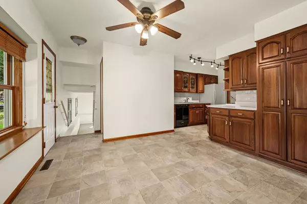 533 Wendt Avenue, East Dundee, IL 60118