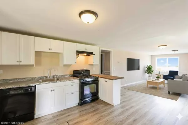 7919 Hill Drive, Wonder Lake, IL 60097