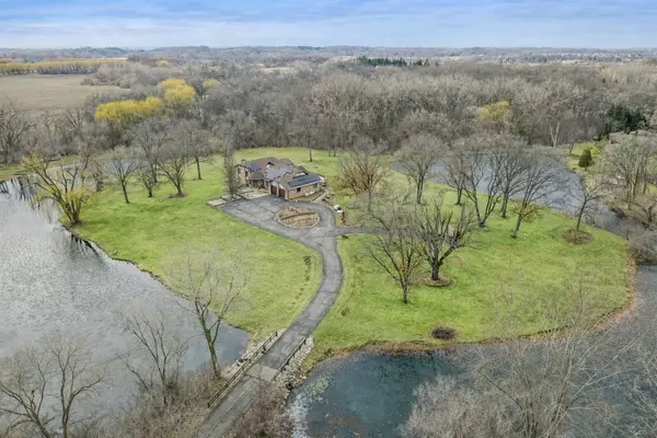 17N396 Binnie Lakes Trail, Dundee, IL 60118