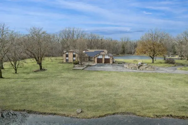 17N396 Binnie Lakes Trail, Dundee, IL 60118
