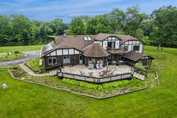 17N396 Binnie Lakes TRL, Dundee, IL 60118
