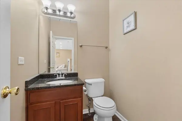 5721 Wildspring DR, Lake In The Hills, IL 60156