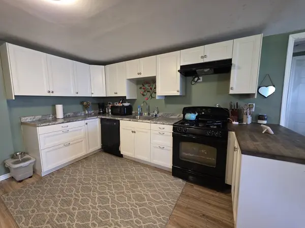 7919 Hill DR, Wonder Lake, IL 60097