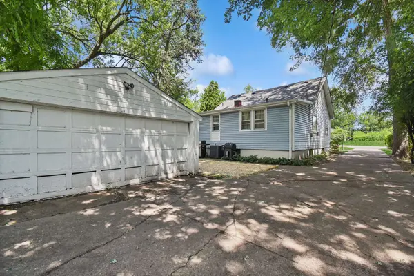 34690 N Nokomis TRL, Mchenry, IL 60050