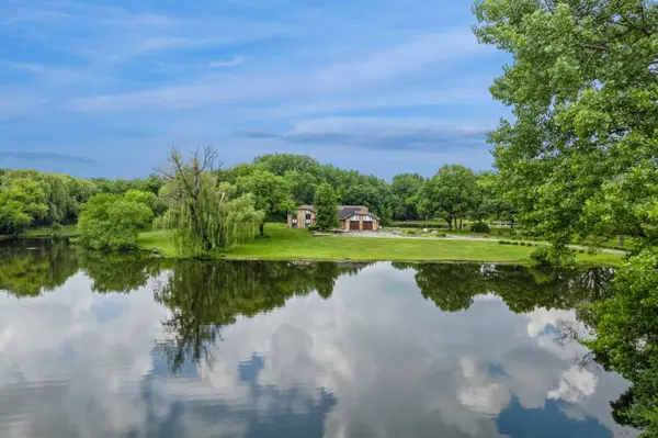 17N396 Binnie Lakes TRL, Dundee, IL 60118