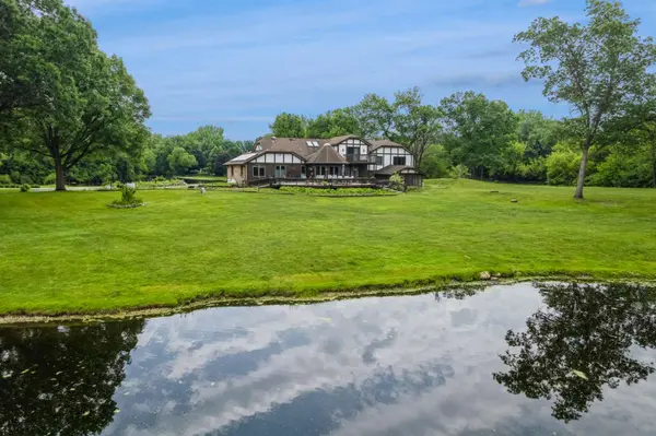 17N396 Binnie Lakes TRL, Dundee, IL 60118