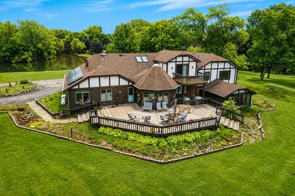 17N396 Binnie Lakes TRL, Dundee, IL 60118