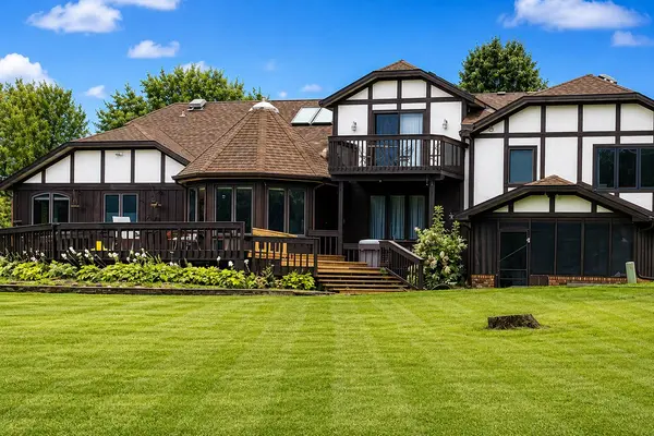 17N396 Binnie Lakes TRL