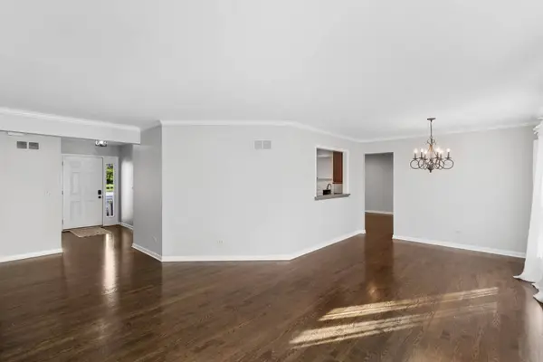 419 W Marion ST, Prospect Heights, IL 60070