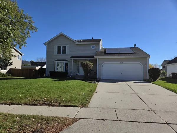 1163 Bennington DR, Crystal Lake, IL 60014