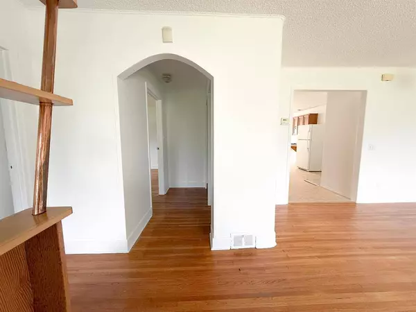 536 Broadway ST, La Riviere, MB R0G 1A0